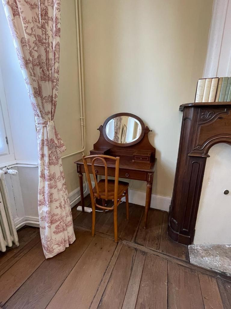 Bed and Breakfast Jardin Des Remparts Orthez Exterior foto