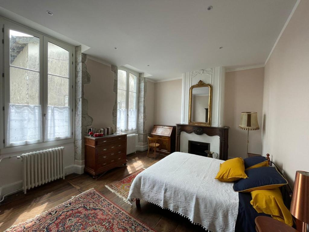 Bed and Breakfast Jardin Des Remparts Orthez Exterior foto