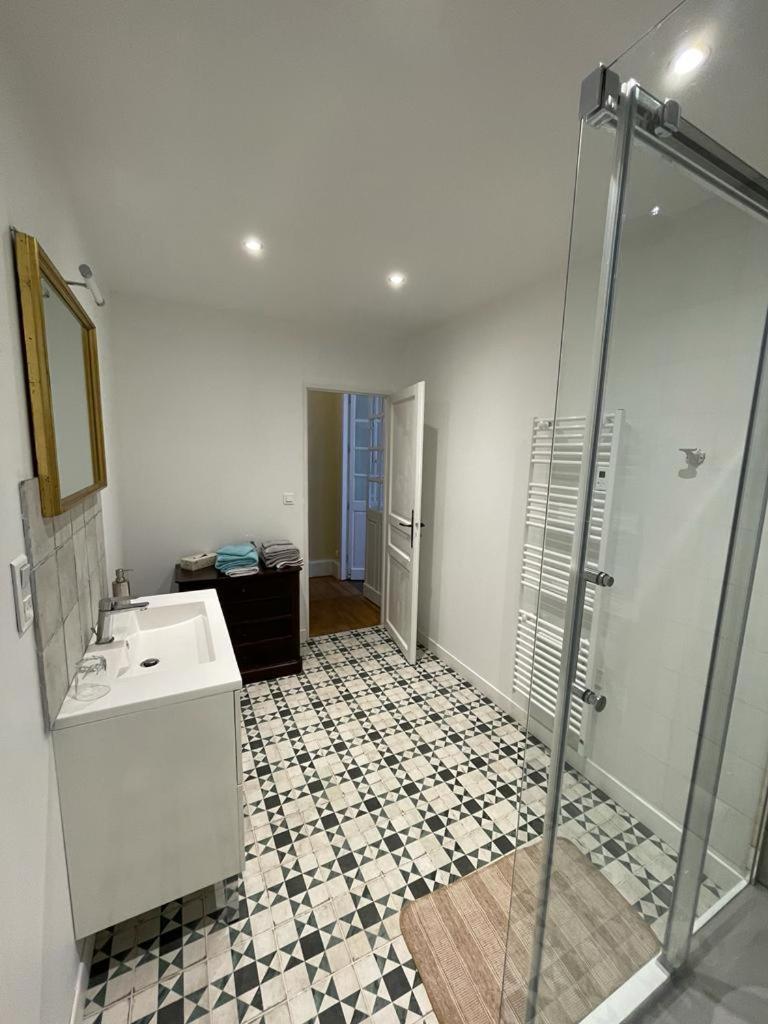 Bed and Breakfast Jardin Des Remparts Orthez Exterior foto